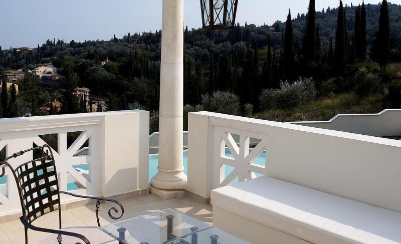 Castello Di Vista Otel Ypsos Dış mekan fotoğraf