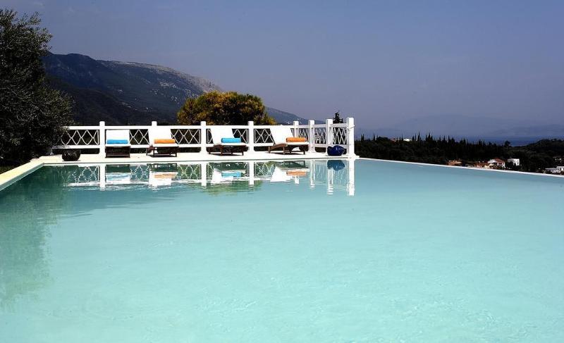 Castello Di Vista Otel Ypsos Dış mekan fotoğraf